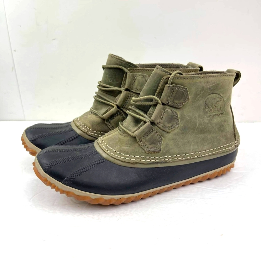 Sorel Out N About Plus Duck Waterproof Boot US 8.5